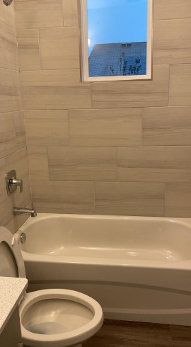 Sparkling clean bathroom after RBX deep cleaning service